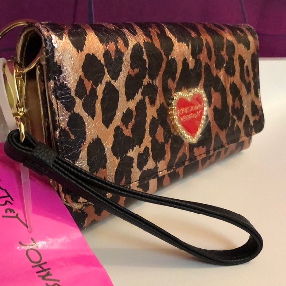 Betsey Johnson New York trifold wristlet wallet - Picture 4 of 8